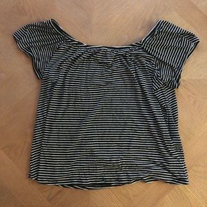 Striped scoop neck tee